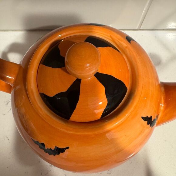 Laurie Gates Collectable Halloween Witch Teapot - Picture 6 of 8